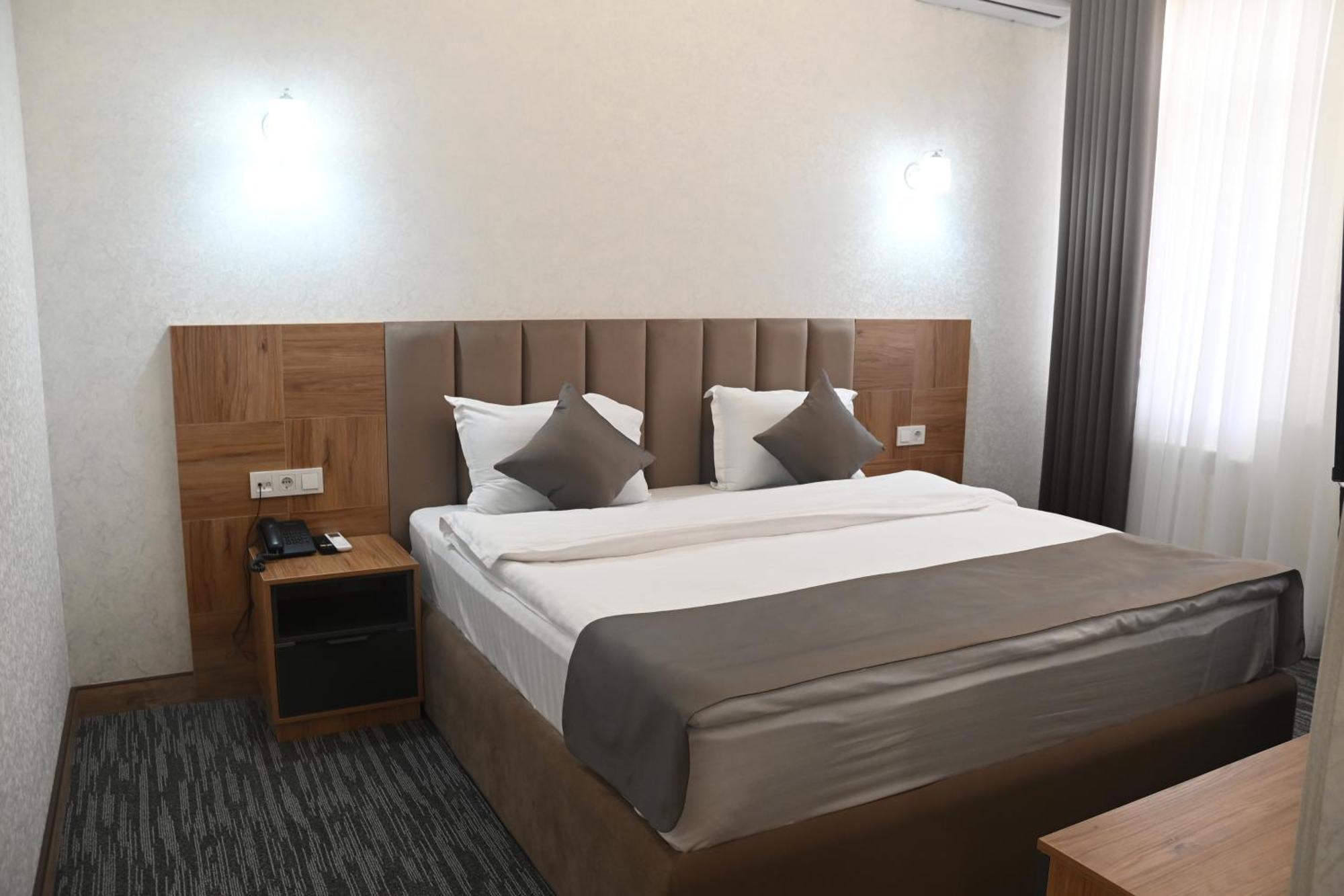 My Status Hotel Tasjkent Eksteriør billede