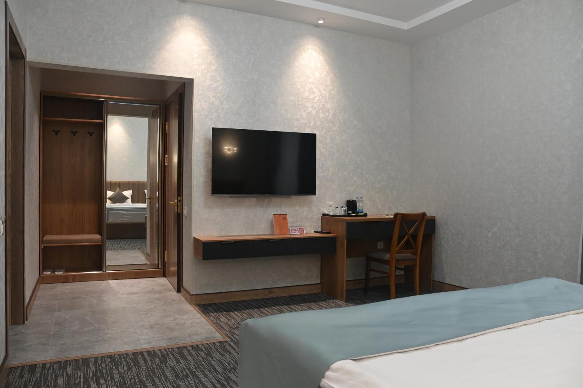 My Status Hotel Tasjkent Eksteriør billede